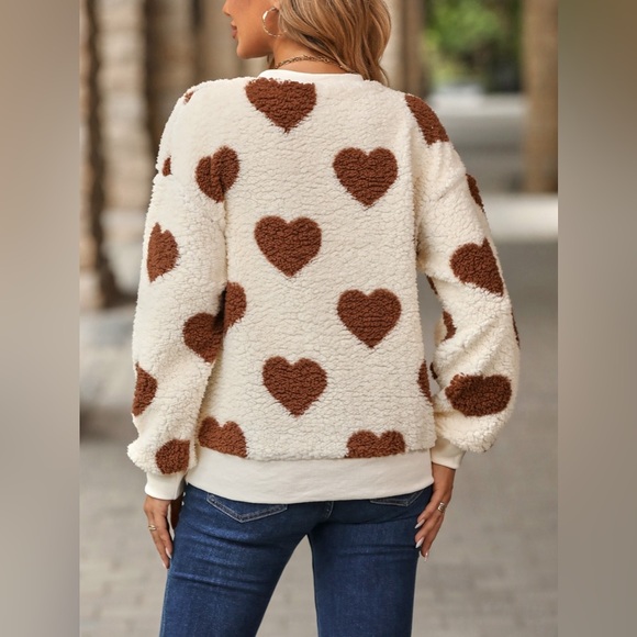 Cupid's Arrow Heart Crewneck Sweatshirt: - Picture 3 of 4